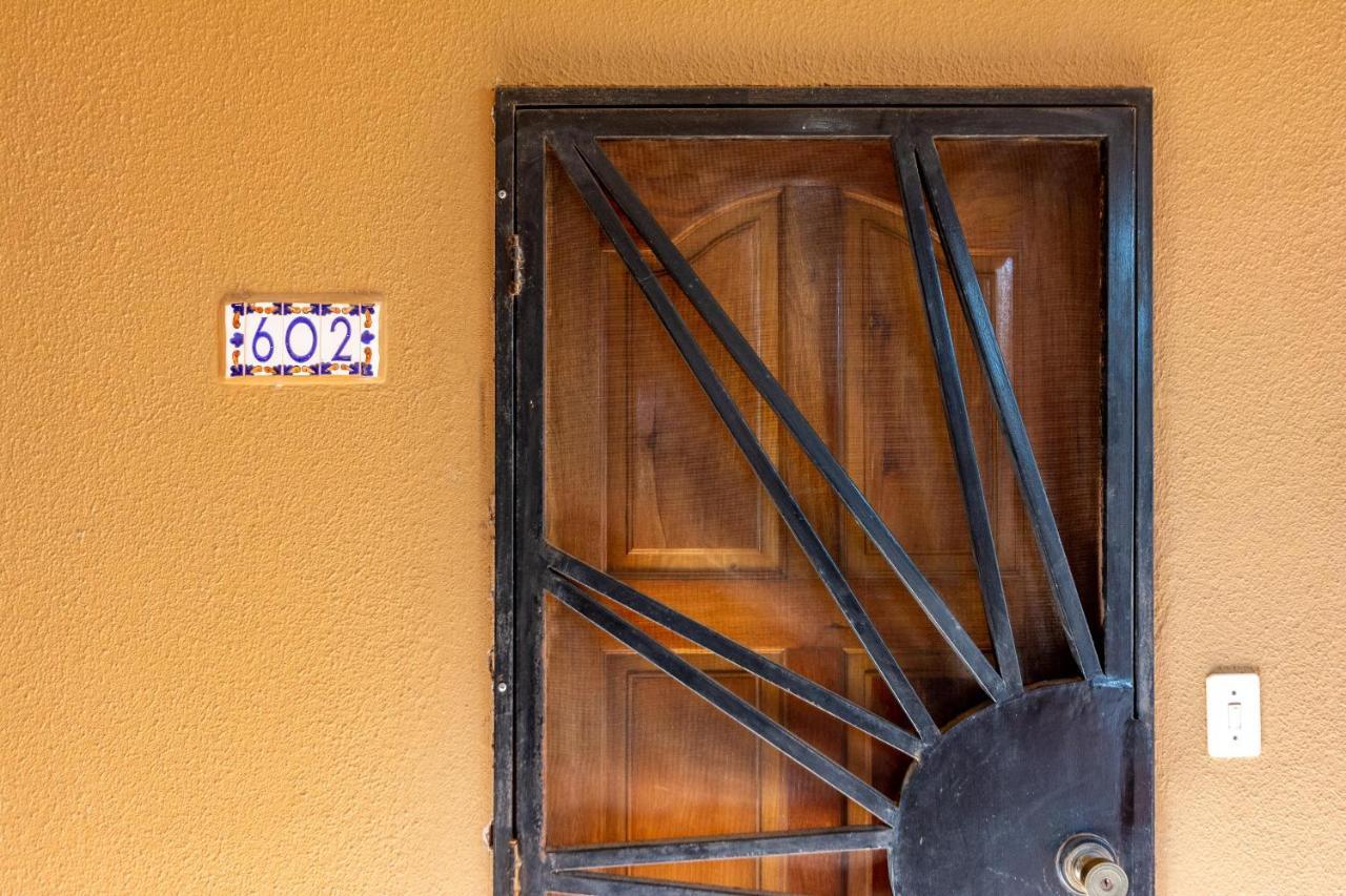 Warm Interiors And Orange Hues On Ground Floor In Front Of Beach Playa Flamingo Room photo
